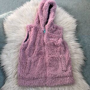Mini Boden pink fuzzy vest size 6-7